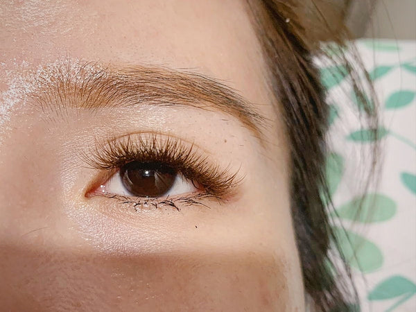 COLOUR LASHES - NOT YOUR TYPICAL LASH EXTENSIONS